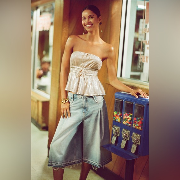 NWT Anthropologie Pilcro Pleated Culotte Wide-Leg Denim Shorts, Size 27 - Picture 8 of 10